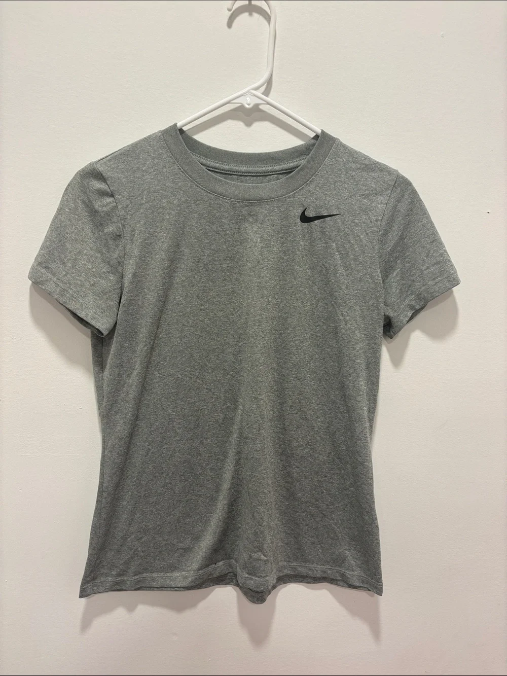Nike womens Heather Gray Crewneck Tee with Black Swoosh small
